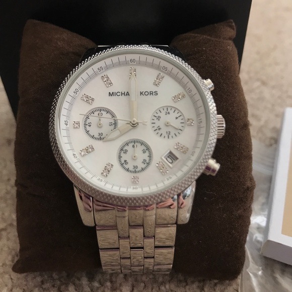 Michael Kors Watch - Picture 1 of 4